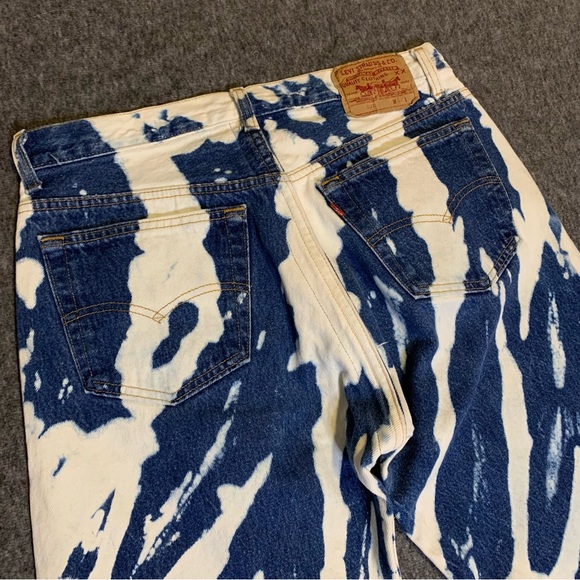 Womans Levis High Waisted Bleached Jeans - Picture 9 of 12